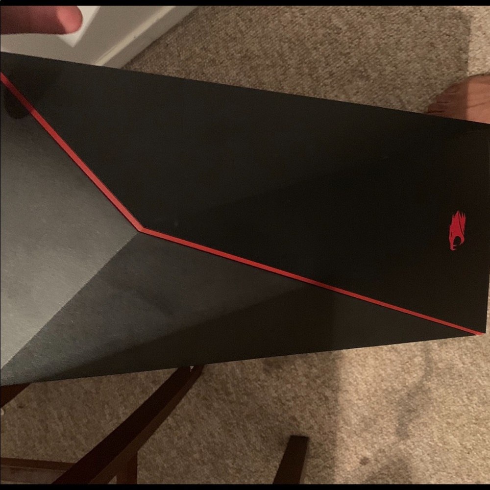 I am selling a new  ibuypower gaming pc